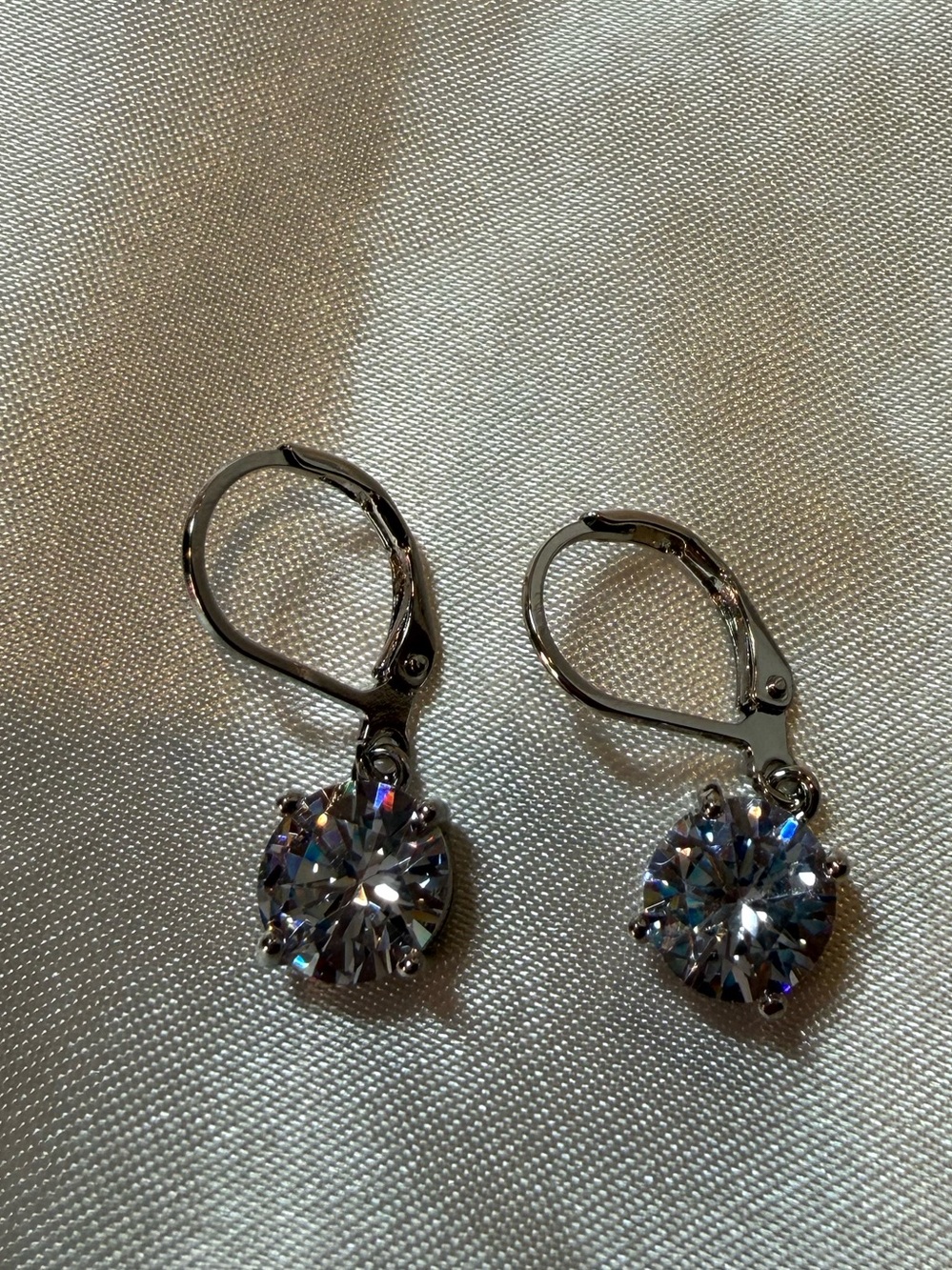 Classic Silver Tone 4 Prong Zircon Crystal Drop Earrings Elegant Minimalist - Picture 4 of 5